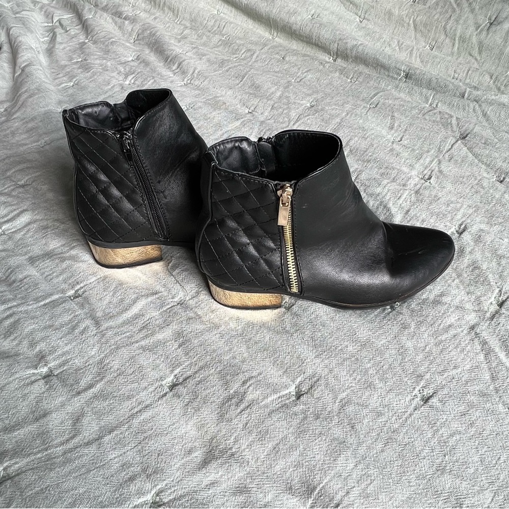 Bamboo brand boots